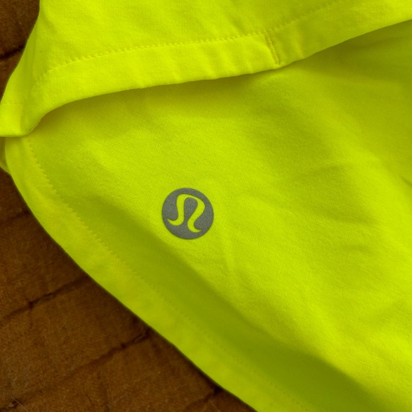Lululemon Speed Up HR Lined Short 2.5” - Picture 5 of 5